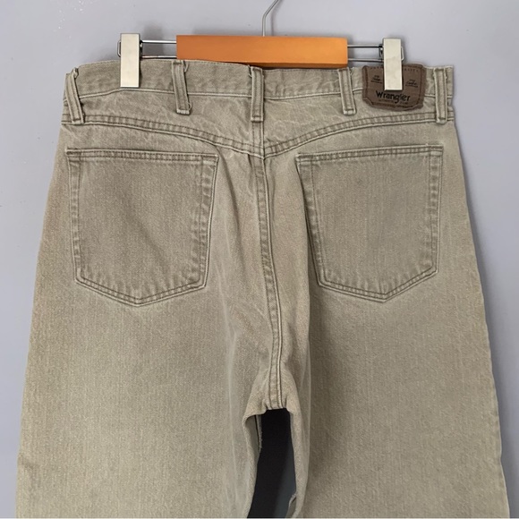 Ladies Wrangler Jeans Khaki Colour - Picture 3 of 12